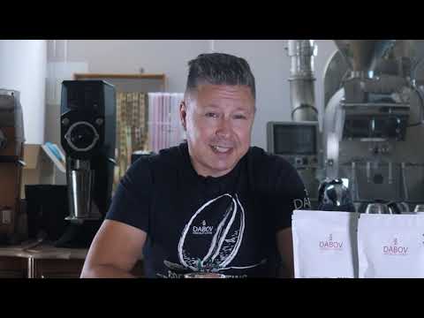 Видео: Кои са ТРИТЕ любими кафе напитки с мляко? Интересни факти с Йордан Дъбов.