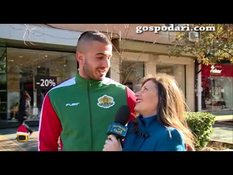 Видео: Пополина Вокс пита от какво имаме нужда на Коледа?