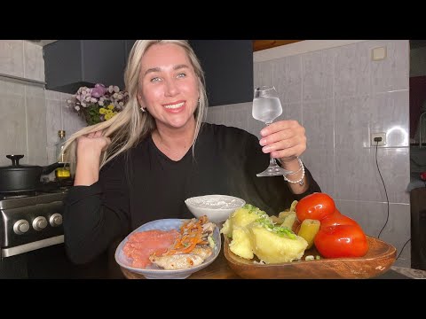 Видео: МУКБАНГ/СЕЛЕДКА/ФОРЕЛЬ/ПОМИДОРЫ СОЛЕНЫЕ С КАРТОШЕЧКОЙ ОТВАРНОЙ/ЧИН-ЧИН