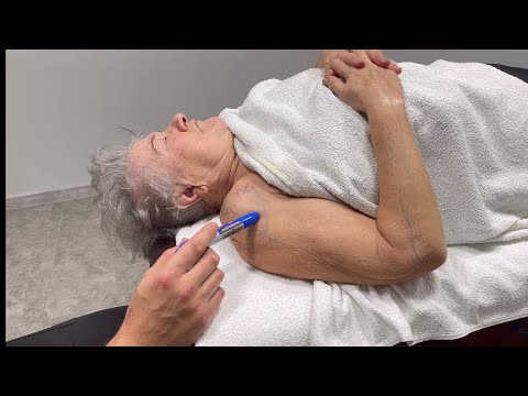 Видео: Как убрать боль в плече и руке?! Болит локоть. Тянет по руке. Немеют пальцы