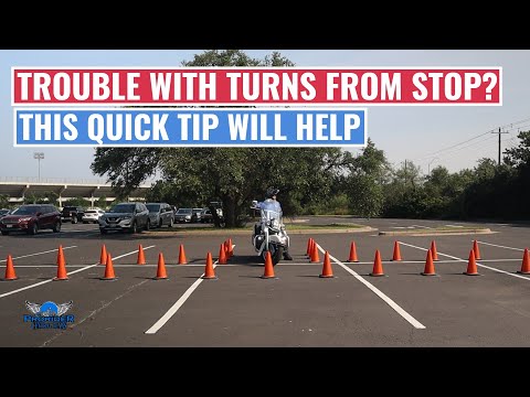 Видео: Поворот на мотоцикле с места — ознакомьтесь с этим быстрым советом, который поможет