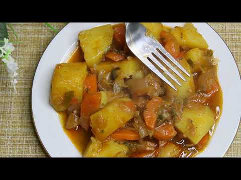 Видео: ТУШЁНАЯ КАРТОШКА! Хоть и без мяса,но очень вкусно и сытно/ ПОСТНЫЙ РЕЦЕПТ///STEWED POTATOES