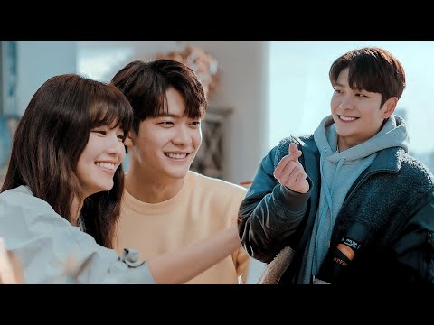 Видео: Молодой художник влюбился в стервочку❤️ [Беги]