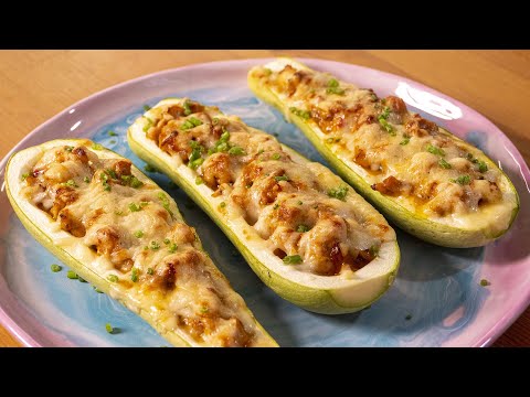 Видео: Теперь вы приготовите Вкусные кабачки. Секрет вкуса фаршированных лодочек из кабачков.