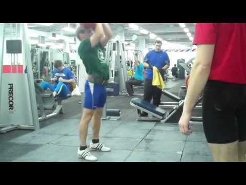 Видео: Хвостов А  Тренировка  32кг   8   20раз