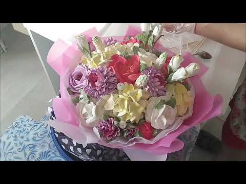 Видео: Собираю букетик с разными цветами! 💐