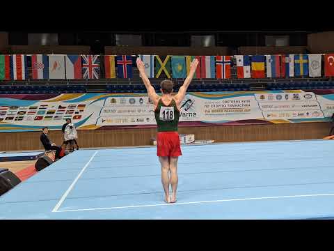 Видео: Кевин Пенев, земя Световна купа по спортна гимнастика, Варна