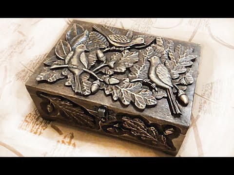 Видео: Резьбы по дереву | Большая резная шкатулка из липы. От начала и до конца - весь процесс.