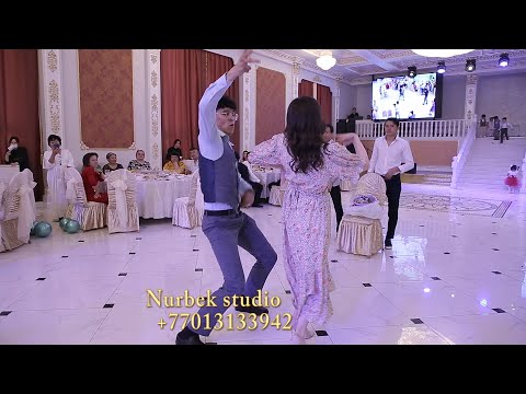 Видео: Би жарыс. Супер тамада Қайнар #Нұрсұлтантой #Nursultanevent #супертамадаҚайнар #Бижарыс