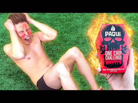 Видео: Поедание САМОГО ОСТРОГО ЧИПСА в мире - One Chip Challenge