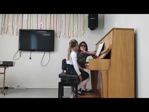 Видео: Работа над гаммами в 1 кл  ф но откр урок Давыдовой Т В  МАУДО ДМШ69 ф но ч 1