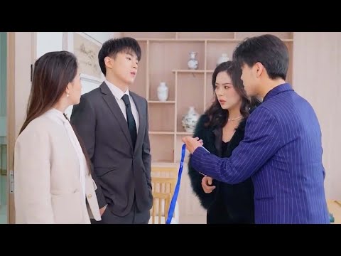 Видео: Неожиданно стажер оказался президентом головного офиса!