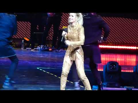 Видео: Полина Гагарина Life "Не верь мне больше" #минск  #минскарена #полинагагарина