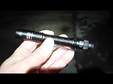 Видео: Выбор EDC фонаря, часть вторая: практические тесты