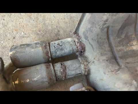 Видео: Вырезаю катализаторы, глушу EGR! Ремонтирую выхлоп на VW passat B6 2.0 FSI !!!!