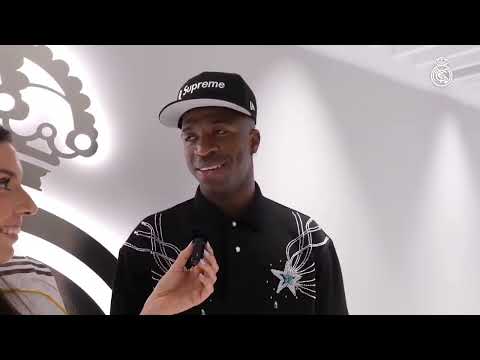 Видео: Интервью Винисиуса после победы над Барселоной