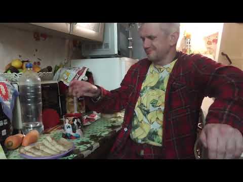 Видео: мукбанк борщ заливное куриное блины с джемом малиновым и чай нури сладкая клюква