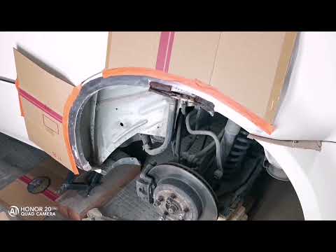 Видео: Кузовной ремонт Chrysler 300C. Ремонт задних крыльев.