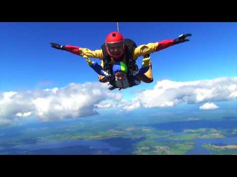 Видео: ADRENAKIDS. Первый детский тандем-фест. DZ Ватулино 2017.