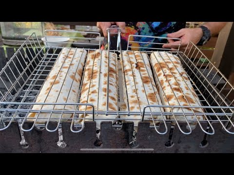 Видео: Шаурма по Турецькі на мангалі — секретний соус! Бережіть Пальці!