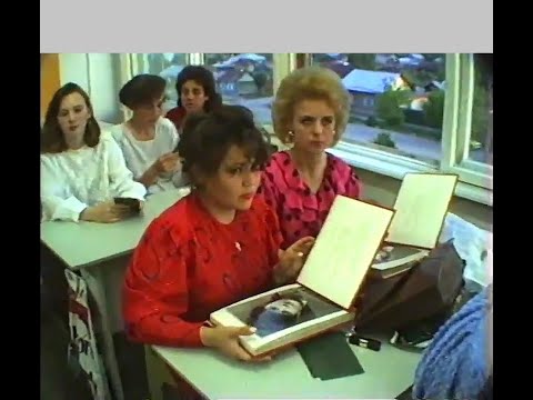 Видео: Шадринск Школа №1. Выпускной 11 кл. - 22.6.93.- 1