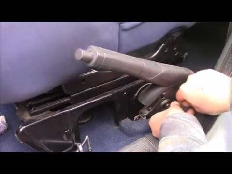 Видео: Ремонт стояночного тормоза (ручніка). Фіат Скудо 2004 р.в.