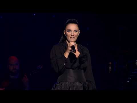 Видео: Елена Ваенга "Жираф" 20.09.2019 БКЗ "Октябрьский"