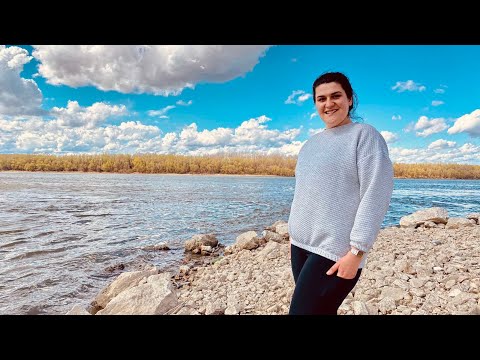 Видео: ДРУГИТЕ БЪЛГАРИ: Да се завърнеш в бащината къща след 7 години в чужбина (Епизод 10) | Boho Soulz