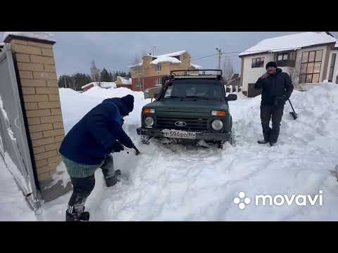 Видео: Застряли на ниве