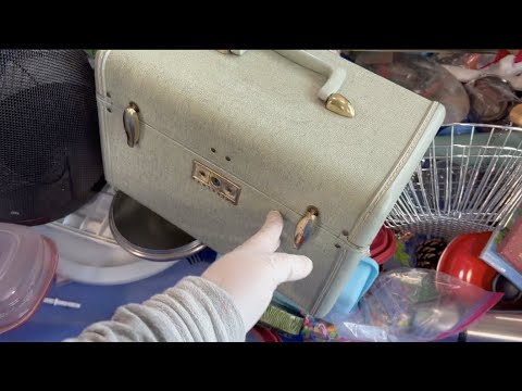 Видео: ИЩУ КЛАД НА СВАЛКЕ США #goodwilloutlet #olyasineevausa