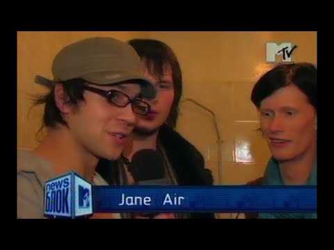 Видео: Alternative Fashion 2006 JANE AIR, AMATORY, SKUNK, ESKIMO, TRACKTOR BOWLING, STIGMATA, ОРИГАМИ | MTV
