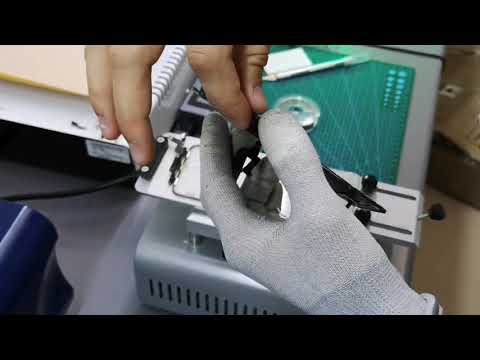 Видео: IPhone X замена стекла вместе с сенсором.