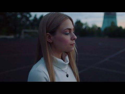 Видео: история Лены из Трудных Подростков