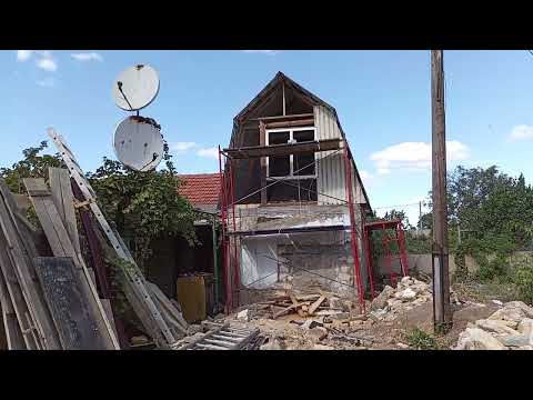 Видео: Строительство санузла.Фронтон,окно , двери и потолок .