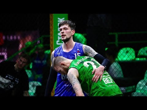 Видео: Игра 1 на 1 в октагоне! Печа и Казакемба раздали стиля!