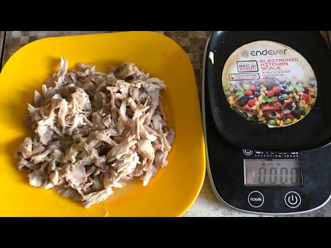 Видео: Сколько граммов мяса🍗🥩 кушают мои котята в 2,5-3 месяца. Я не ограничиваю котят в еде