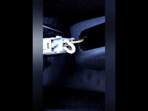 Видео: Кнопка обогрева на ларгусе с подсветкой