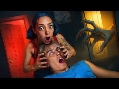Видео: Мы СЫГРАЛИ в КРАСНАЯ ДВЕРЬ, ЖЕЛТАЯ ДВЕРЬ 😱 НИКОГДА НЕ ИГРАЙ ☠️