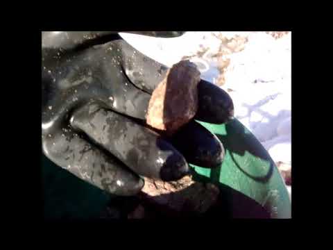 Видео: Ръчно промиване с лека техника на Златоносен нанос - Ден 2