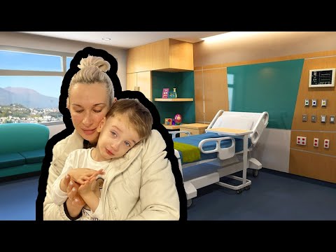 Видео: Удаление гланд и аденоидов: трудности материнства | Четверняшки