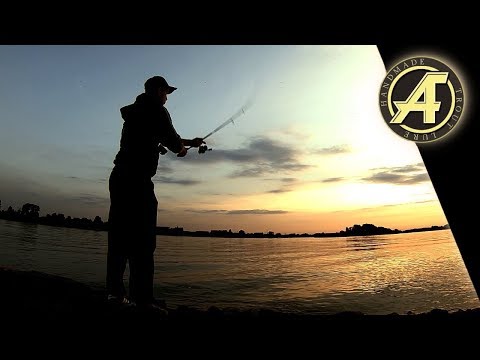 Видео: Рыбалка. Обзор на Pontoon 21 Crack Jack, разловил по судаку.