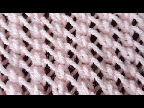 Видео: Красивая ажурная сетка. Вяжем спицами топ, маечку, джемпер.