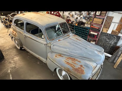 Видео: Заключительная часть сборки Ford 1947 года. Жалюзи на капоте. Специальное фаркопное устройство. Д...