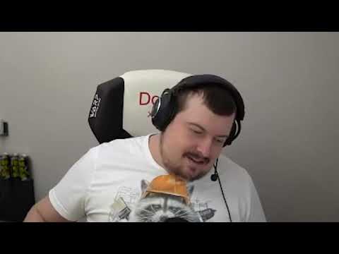 Видео: DOSIA ИГРАЕТ С S1MPLE НА FPL СПУСТЯ ПОЛГОДА | ПОТНАЯ КАТКА