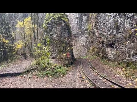 Видео: Гуамское ущелье. Идем по рельсам. 
