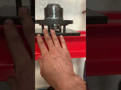 Видео: Radlager vito w639 vorne wechseln  /  Замена переднего ступичного подшипника мерседес вито w639