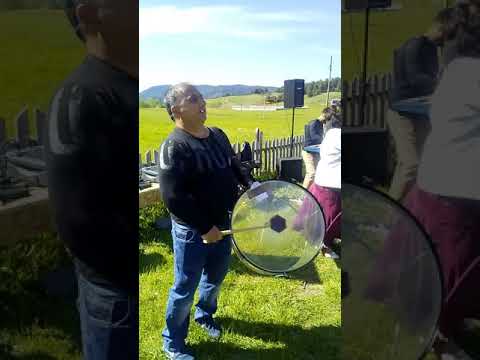 Видео: с.Змеица,общ.Доспат.        Веселие с орк.Забранения плод,солистка Миглена Бекриева