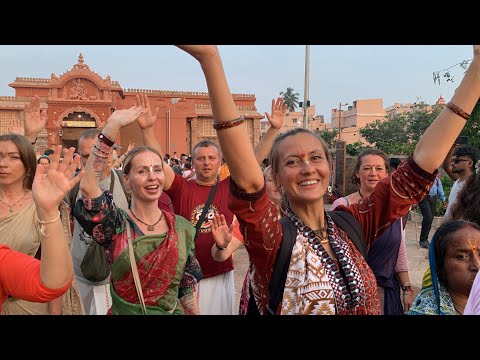 Видео: Махахаринама с Е.С. Индрадьюмна Свами 