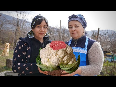 Видео: Бабушка приготовила вкусные блюда из цветной капусты в деревне