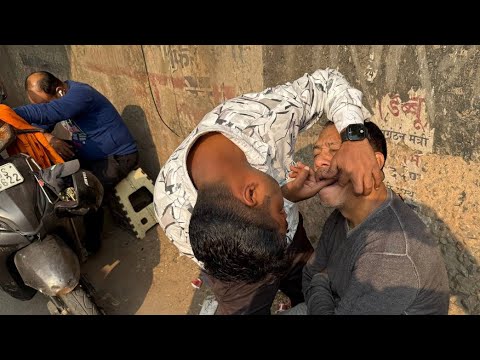 Видео: 🔥 «Уличные Доктора Индии — ЭТО ЖЕСТЬ! Лечат зубы прямо на дороге!»